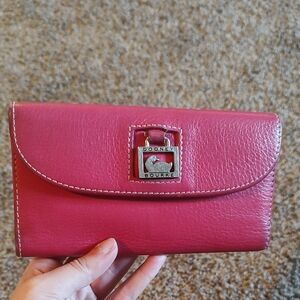 Pink Leather Dooney And Bourke Clutch Wallet Lots Of Pockets